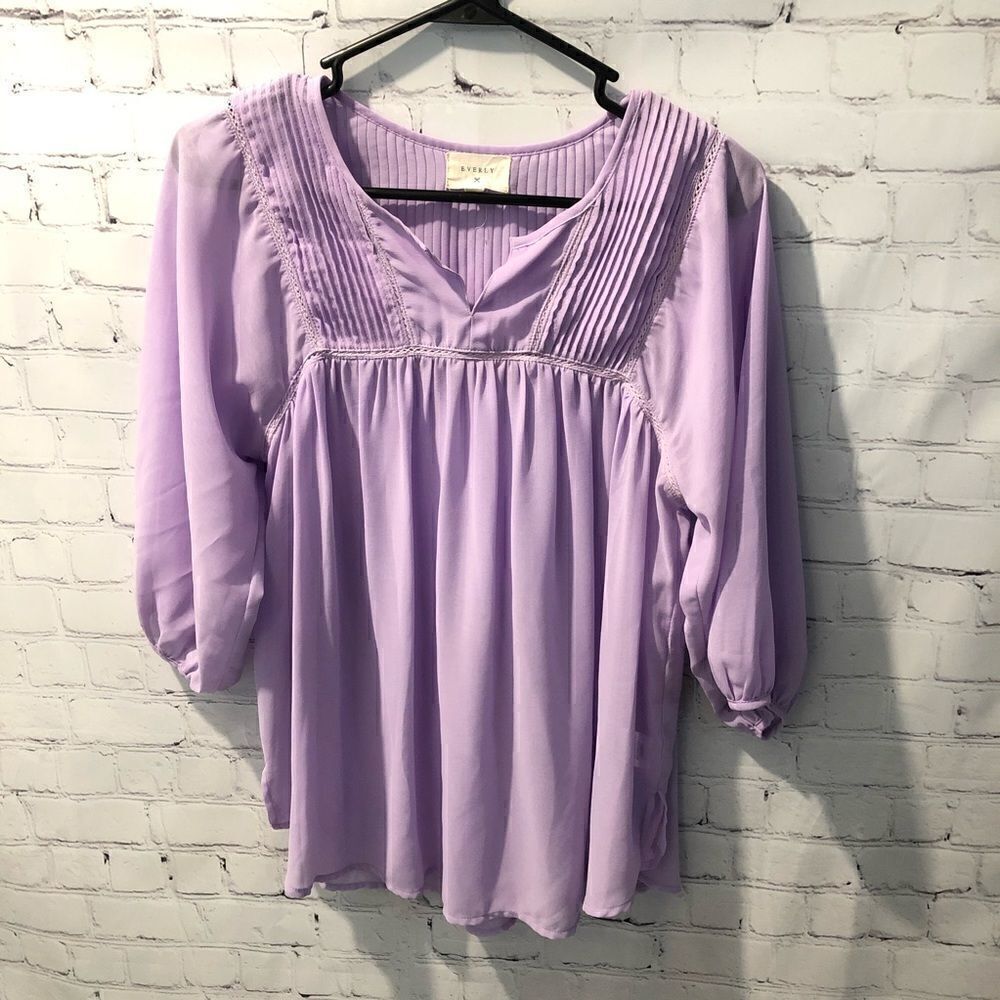 Everly Lavender Sheer Blouse Size Small